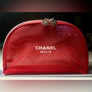CHANEL Beaute’ Large Red Mesh Cosmetic Pouch GWP